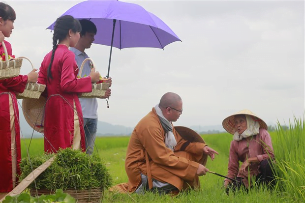 Lợi Hành- Giúp đỡ không cần danh lợi.