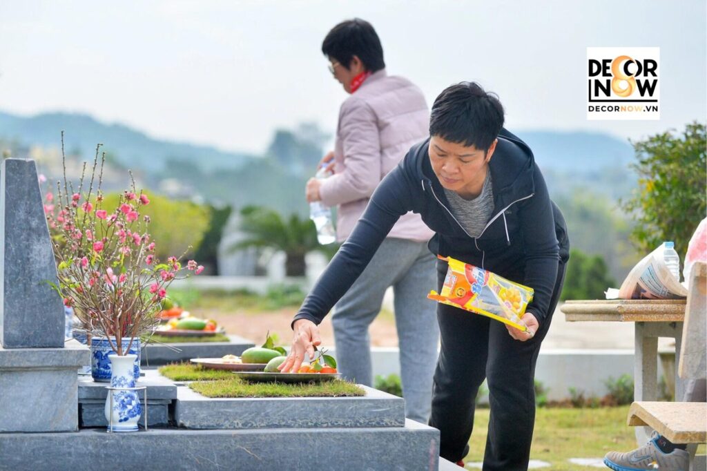 Hoạt Động Tảo Mộ Trong Ngày Tết Thanh Minh