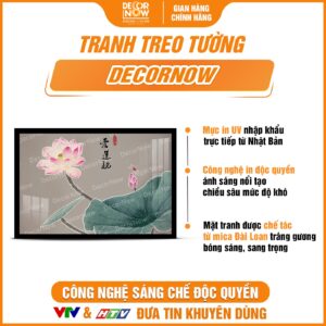 Bề mặt tranh treo tường in ngang hiện đại hoa sen chữ Hán DecorNow HD810