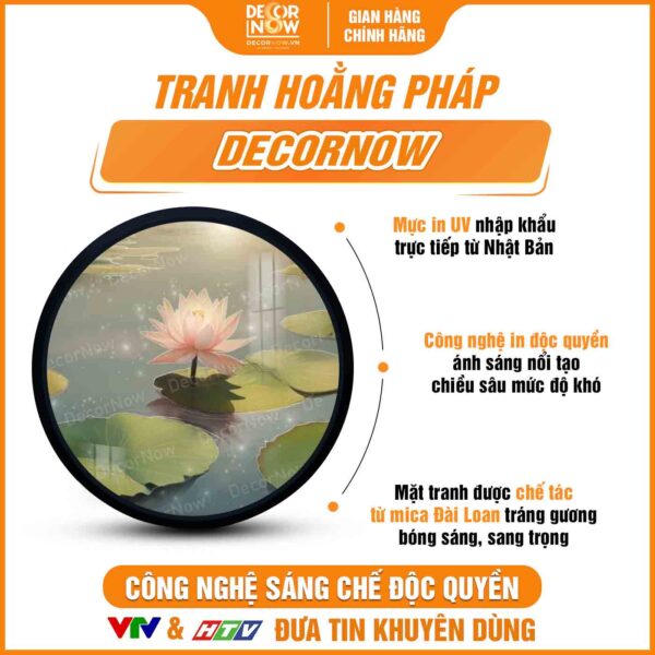 Bề mặt tranh hoằng pháp tròn hồ nước và sen hồng DecorNow HD850